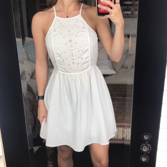 kendall and kylie white dress